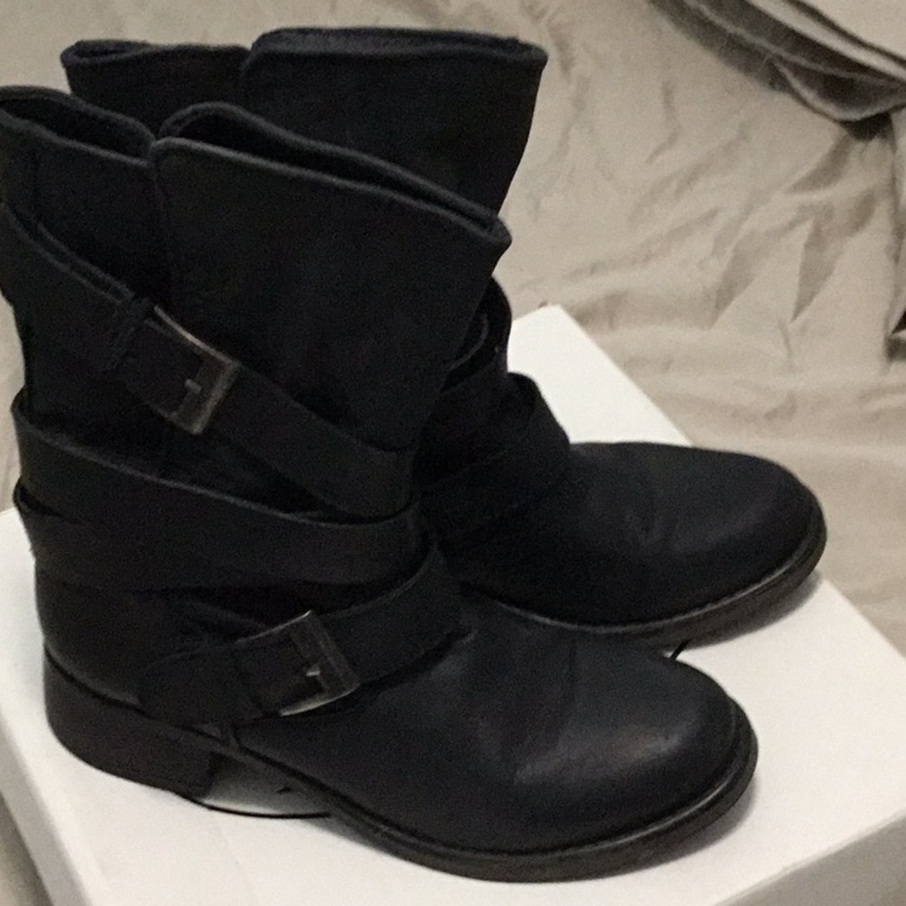 Moto boots sz 7.5